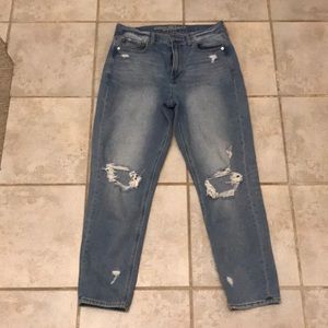 🚨sale🚨American Eagle Mom Jeans